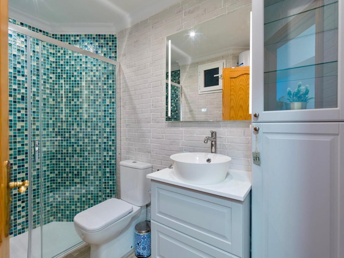 2 Bedrooms & Spectacular Views In Best Part Of Las Canteras Лас Палмас де Гран Канария Екстериор снимка